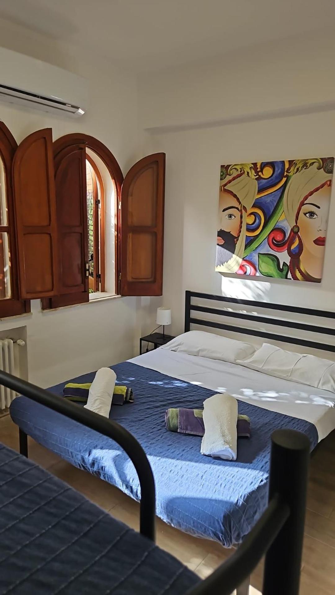 Villa Silvia Casteldaccia Eksteriør billede