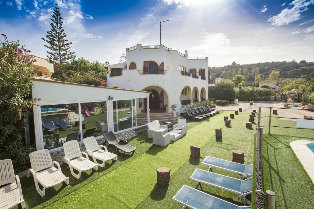 Villa Silvia Casteldaccia Eksteriør billede