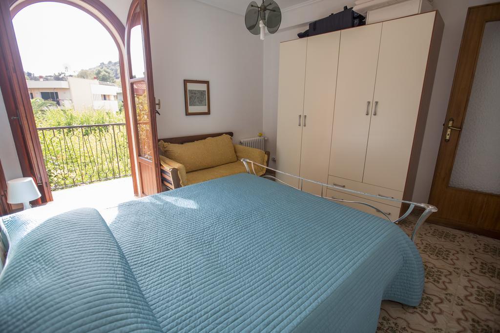 Villa Silvia Casteldaccia Eksteriør billede