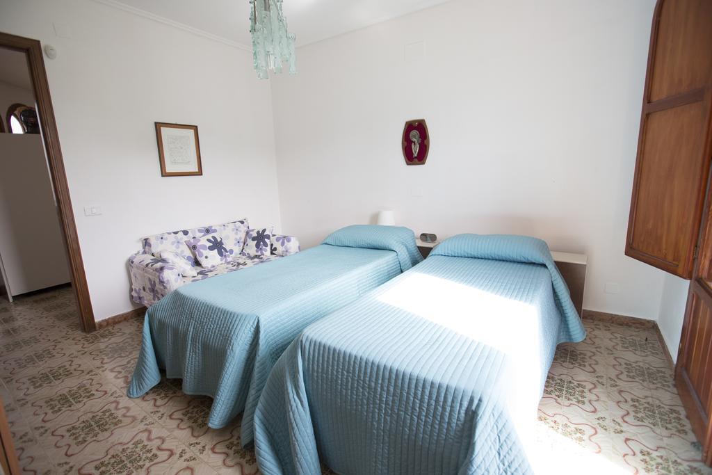 Villa Silvia Casteldaccia Eksteriør billede