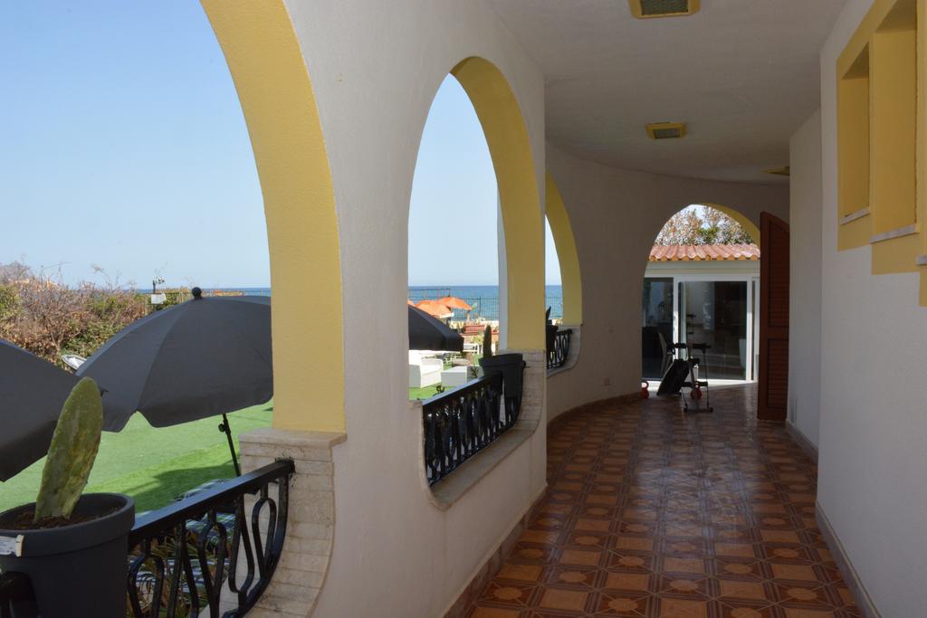Villa Silvia Casteldaccia Eksteriør billede